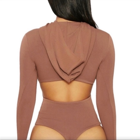 Naked Wardrobe All Good In the Hoodie Bodysuit NWT SIZE M - Picture 2 of 4